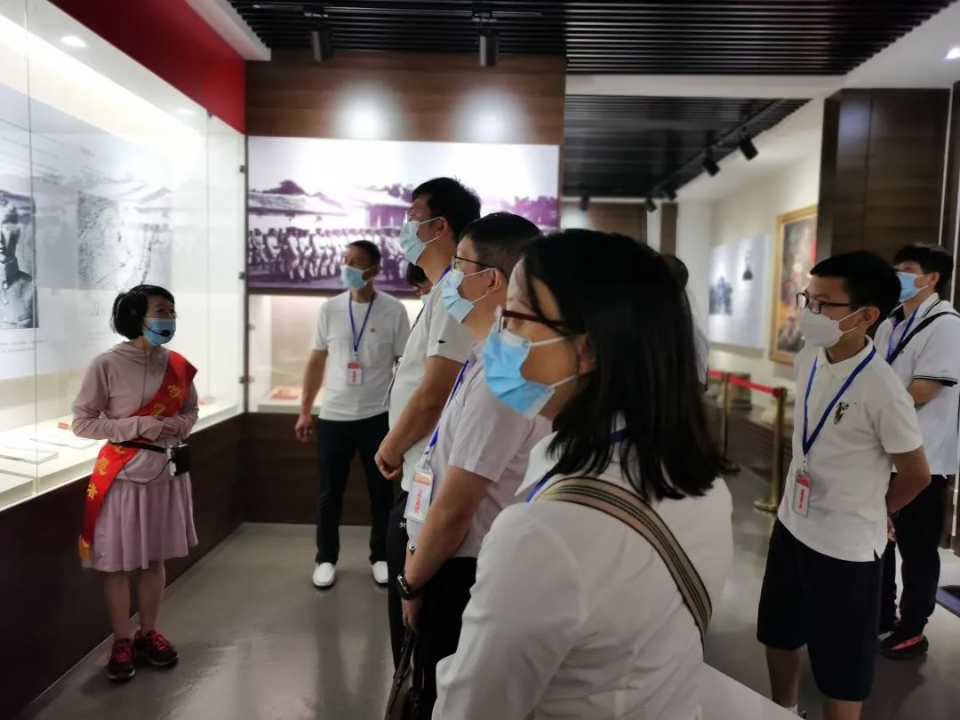 1659491380980345.jpg 六直管開展“循偉人足跡 汲取精神力量”主題黨日活動1.jpg